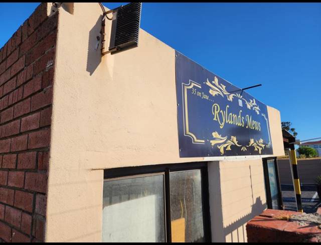 2 BEDROOM APARTMENT FOR SALE IN RYLANDS